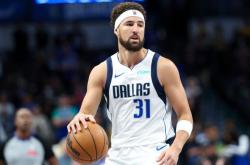 开云体育平台APP-雄鹿力克尼克斯，米德尔顿砍下27分