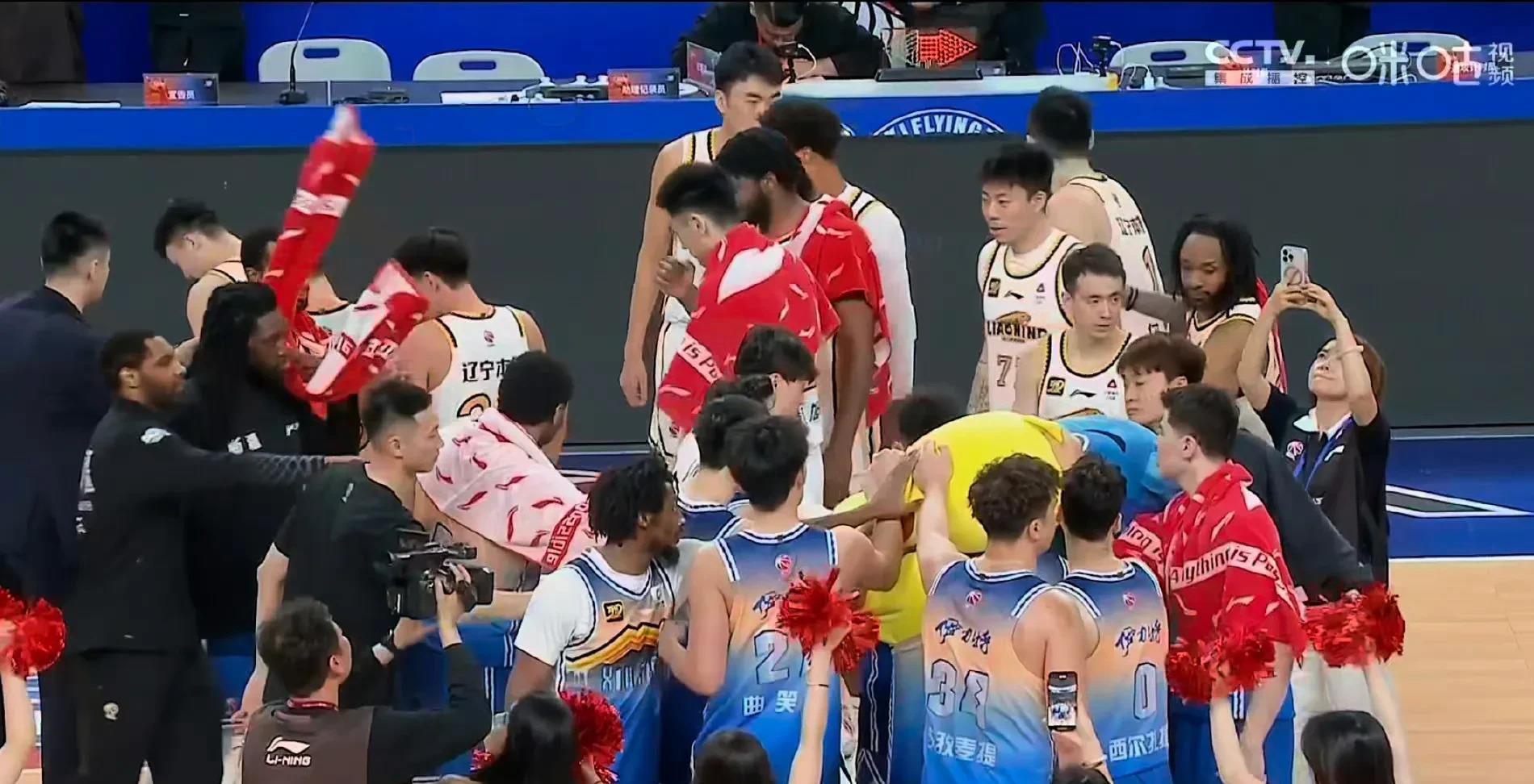 青岛男篮全力以赴，努力迎战强敌的简单介绍