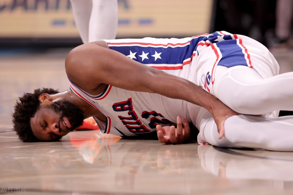 公牛负灰熊,拉文遭遇不适 公牛负灰熊,拉文遭遇不适