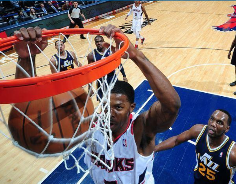 老鹰击败活塞，杨宝贝砍下27分